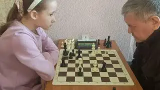 №20. Кдырбаев Сакен - Фролова Любовь, 23 октября 2021 года (рапид 6+5)