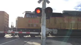 Union Pacific 4112 LRS54 Tracy Turn Local North, Gerber Road Railroad Crossing, Sacramento CA