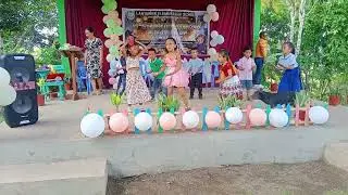 Dance presentation of grade 1