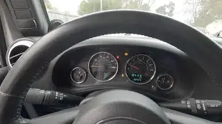 Troubleshooting an ABS and Traction Control Light on a Jeep Wrangler JK