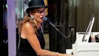 DEB SILVER MUSIC - MEDIA REEL (60 Secs)