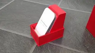 OnePlus Warp Charge 30 Wireless Charger
