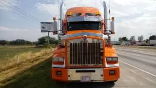 Kenworth T-800 de L.B.M.A. de Toluca, Estado de México.