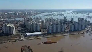 Город  похож на острова - Урал перешёл 