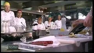 La Scuola - Cucina di classe 1 - Ricciola con carciofi e pomodorini - Chef Christoph Bob