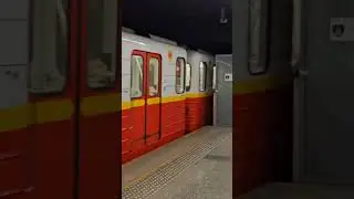 Subway in Warsaw 🇵🇱 #fypシ #subway #train #transportation #metro #viralvideo #viral #trainspotting