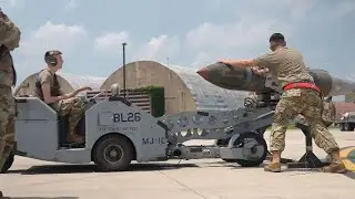 competition !! speed check and load ammunition into F-16 Fighting Falcons