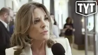 Which 2020 Candidates Signed The Progressive Pledge?