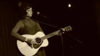 Hattie Briggs - Autumn Leaves