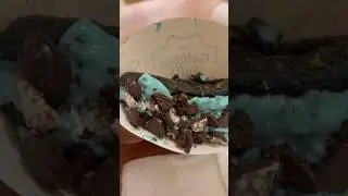 Kiki & Oreo Waffle🤤 #food #ytshortsindia #foodie #belgiumwaffle #dessert #sweet #icecream