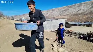 Daily life of a nomadic family: a connection with nature and culture