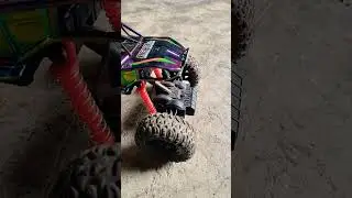 #RCCar #ToyCar #RemoteCar #SpeedRacer #CarLovers #MiniCar #RCCarFun #RCCarShorts