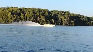 Poker run speed boat. 