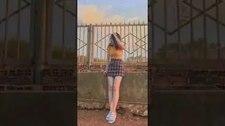 try hot pant and tshirt poses ideas ❣️ #love #viral #shortvideo #hotpants