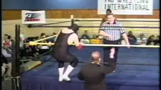 El Diablo Vs Bobo Brazil Jr. (PWI TV)