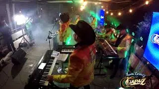 KeyCam Con olor a hierba (Live)