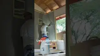 Lime Plaster on Wattle and Daub walls. Repello Fino Con Cal en Pared de Bajareque. Reboco Cal, Taipa