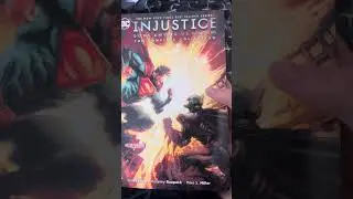 Injustice: Gods Among Us: Year One - The Complete Collection Unboxing