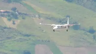 Incredible view of an Aerocommander 690B approaching the M&eacute;rida airport YV1271