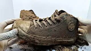 I Cleaned my Daughter's DIRTIEST sneakers | ASMR