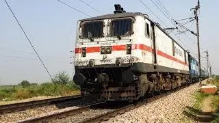 Prestigious TAJ Express- WAP7 whining @ 110kmph!