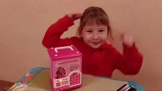УРА! РАСПАКОВКА КОПИЛКИ. МОЕ ПЕРВОЕ ВИДЕО 🥰@razpakovka @ура @anikids @длядетей