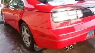Red z32 stock na, shaved antena and resr wiper.