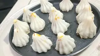 Traditional Modak Recipe | Chawal Atta aur Nariyal Modak for Bappa | Mannu ki Rasoi | मोदक रेसिपी 