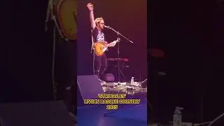 James Kennedy performing 'Struggles' solo in Basque Country November 2025 #jameskennedy #livemusic