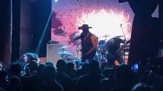 LARCENIA ROE - Lip Split live at Trees, Dallas