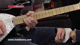 Stevie Ray Vaughan Style Guitar Licks | Quick Licks Stevie Ray Vaughan Guitar Lessons Licklibrary