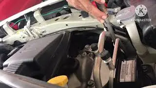 Proses ganti engine mounting datsun go dengan tools seadanya