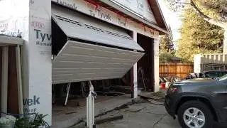 16'x10' horizontal bifold operation, final