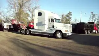 2001 FREIGHTLINER FLD TRACTOR TRUCK DETROIT DIESEL 12.7 L