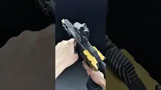 Carbon Fiber Gold Dragon MK17.Who needs this for Christmas? #toys #airsoft  #gelblaster