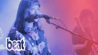 The Pink Tiles - 'Internet' (Live)