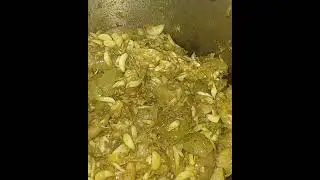 রসুন আর জলপাইয়ের আচার 