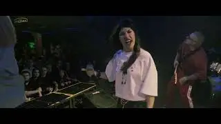 MASTRUEBEAT - Батя качает (Live at Podzemka)