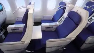 Features China Southern 777-300ER
