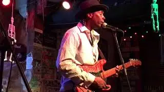 Chris Pitts and the Memphis Prime. The Thrill IS Gone  .  October 2017.