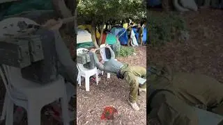 You won't believe this 🤯 Bench Press in the Military 💪