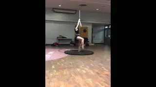 Winter Showcase - Beginners Pole Exercise Routine - I Just Don't Know What To Do With Myself