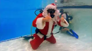 Scuba Santa in Deep Pool