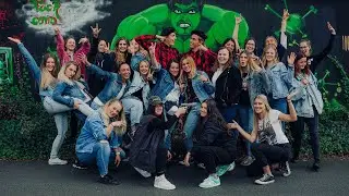 Maturitní intro - Tancem kolem světa