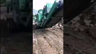 Crawler Type Mobile Gravel Crushers Portable Crushing Plant for Granite Price