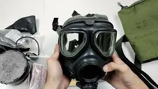 M40A1 Gas Mask
