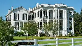 Nottoway Plantation Curb Appeal:  The most beautiful Antebellum mansion in Louisiana?
