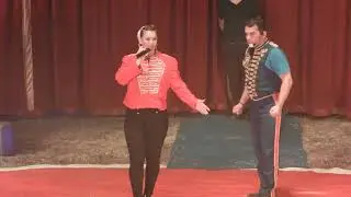 A circus special - funny acrobatics / Ein Zirkus Spezial - lustige akrobatik