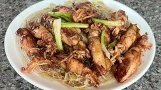 香煎豉油皇鱿鱼筒怎样做才好吃，出锅外香里嫩，口感脆爽＃美食教程＃小馋厨＃美食#厨艺#香煎豉油皇鱿鱼筒
