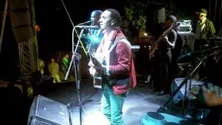 Andy Santiago - La Lampara Apaga 2 (En Vivo)